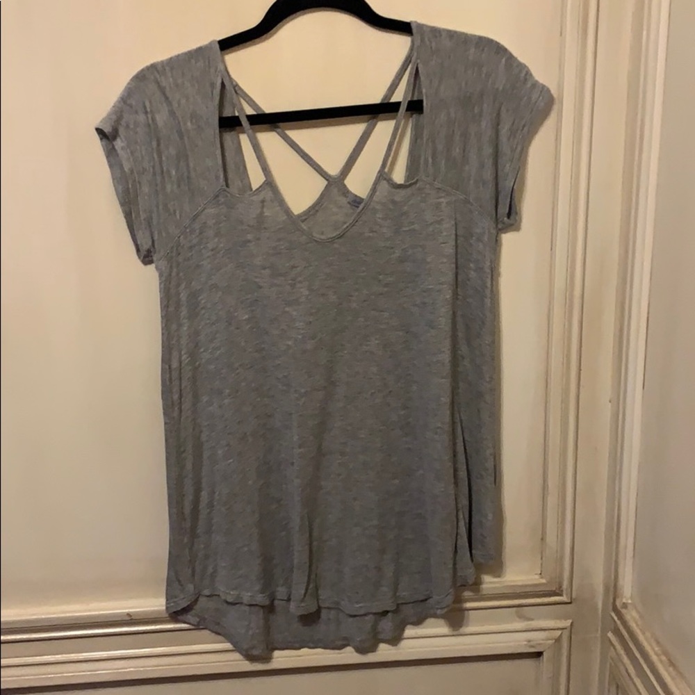 Gray top, cute detail front & back. Med
